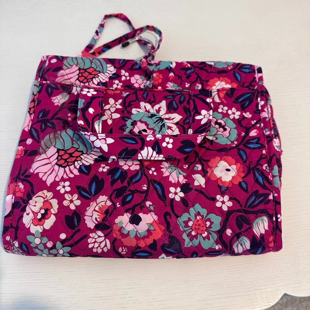 Vera Bradley Hanging Travel Organizer Pink Purple Floral Quilted Cotton Bag